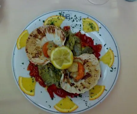 Bristol מלון ליגננו סביאדורו