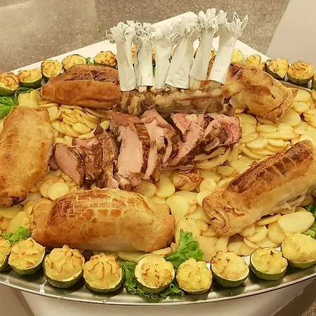 Bristol 4* ליגננו סביאדורו